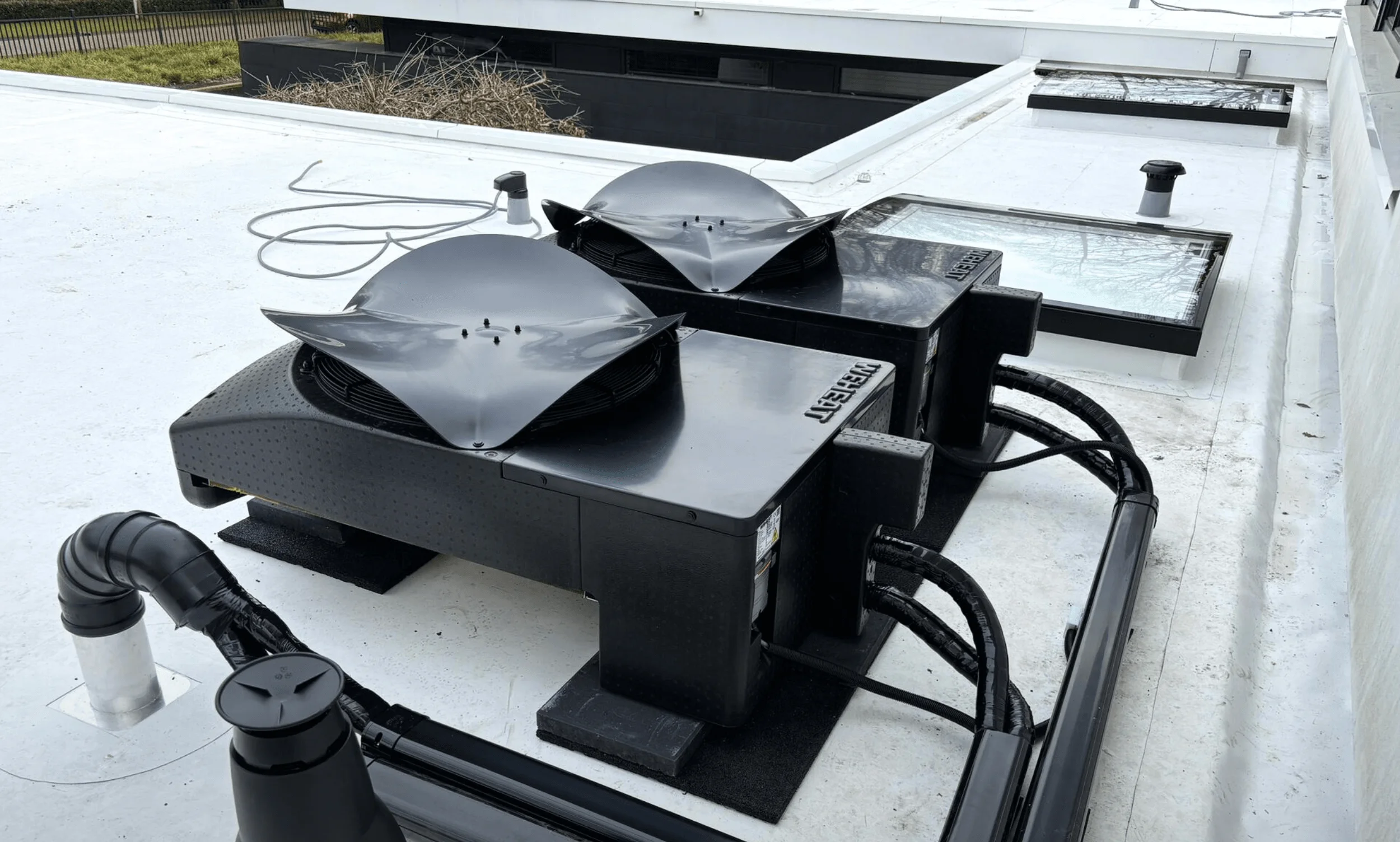 Warmtepompen op een plat dak